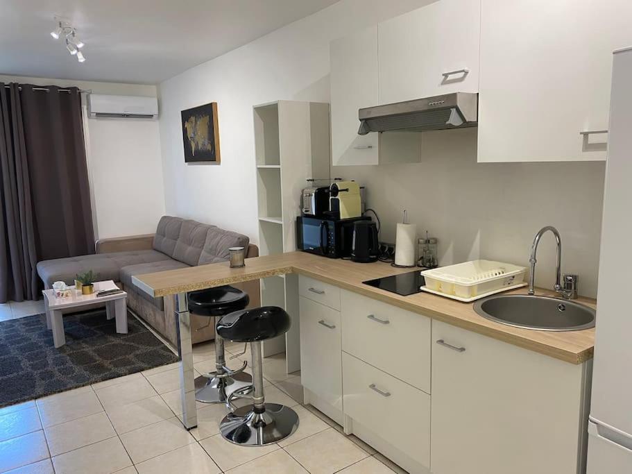 Logement Proche De La Plage Ница Екстериор снимка